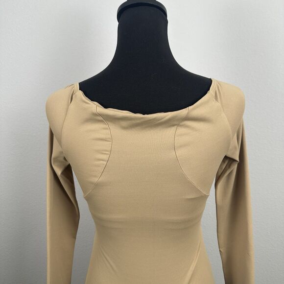 Alix NYC Jansen Bodysuit Womens Small Tan V-Neck One Piece Stretch Minimalist - Picture 6 of 14